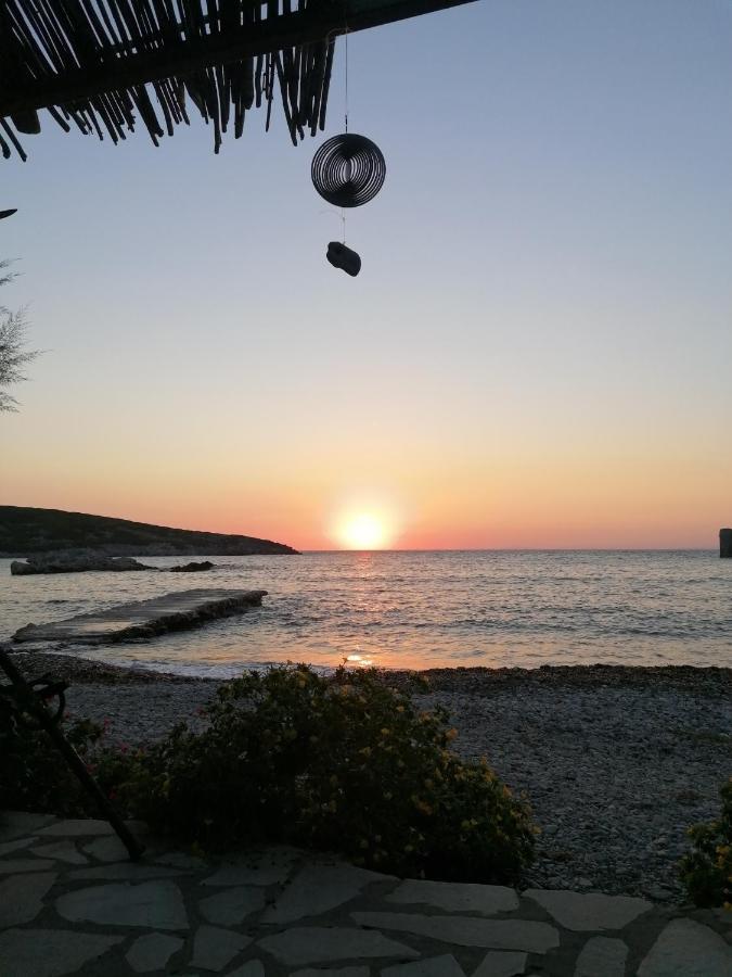 Maestralia Apartment Skyros Luaran gambar